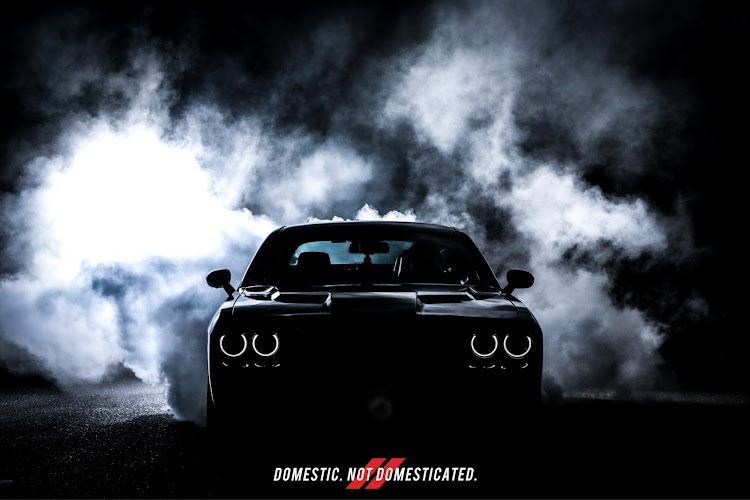 ナビゲーターのアメ車・navigator・CHALLENGER・charger・300Cに関するカスタム事例の投稿画像4枚目