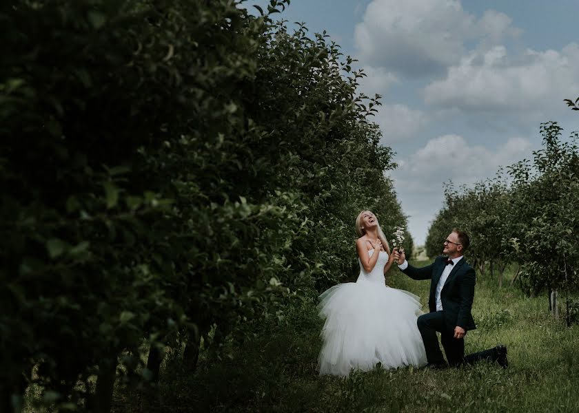 Wedding photographer Piotr Obuch (piotrobuch). Photo of 25 April 2018