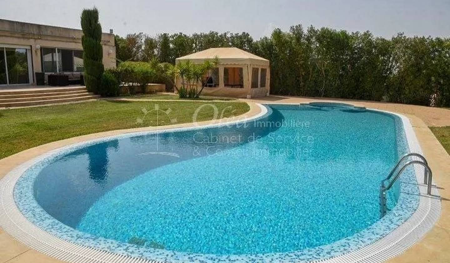 Villa with pool Tunis