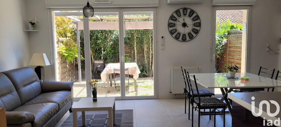 Vente maison 4 pièces 77 m² à L'Isle-sur-la-Sorgue (84800), 280 000 €