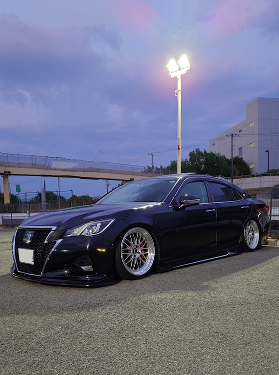 クラウンアスリートのいつもいいね＆コメントありがとうございます・21日は21クラウンの日・BBS LM・洗車・エアサスのある生活に関するカスタム事例の投稿画像2枚目