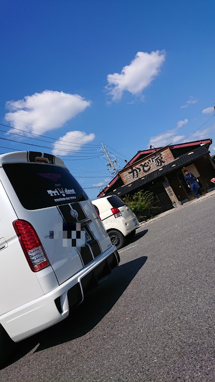 ハイエースバンの車高調整に関するカスタム事例の投稿画像2枚目