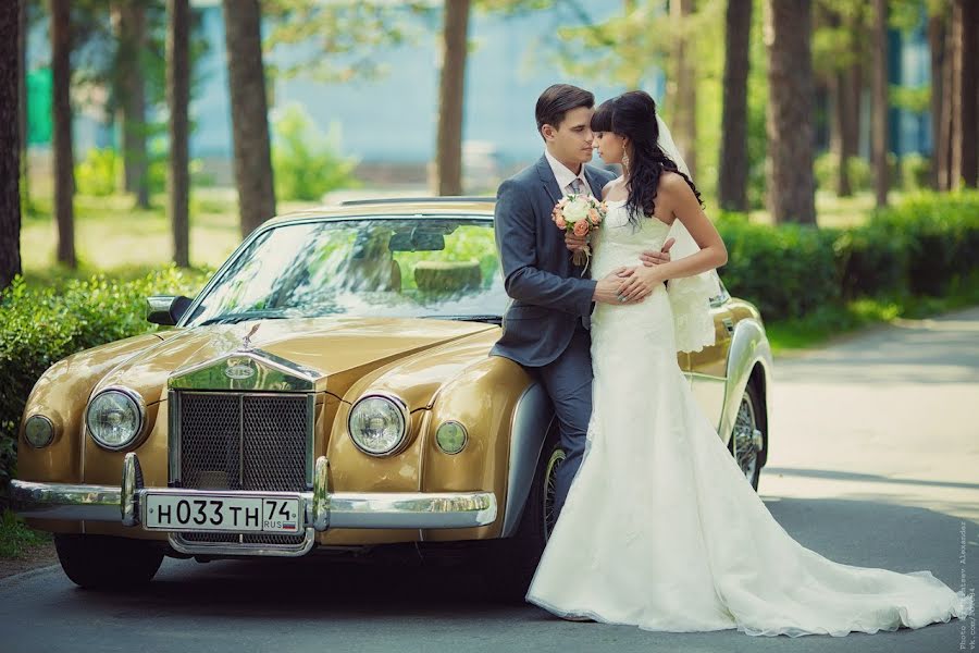 Wedding photographer Aleksandr Ufimcev (profoto74). Photo of 2 February 2014