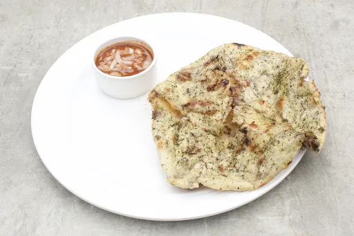 1 Amritsari Paneer Kulcha