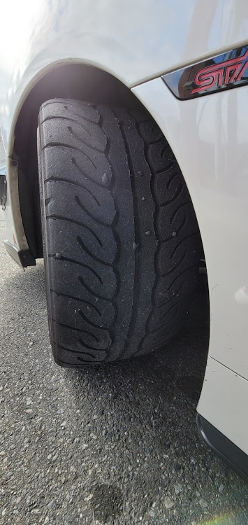 WRX STIのADVAN Racing・本庄サーキットフリー走行・焼肉屋銀次郎・ネオバAD08R・次は何のタイヤ？に関するカスタム事例の投稿画像2枚目