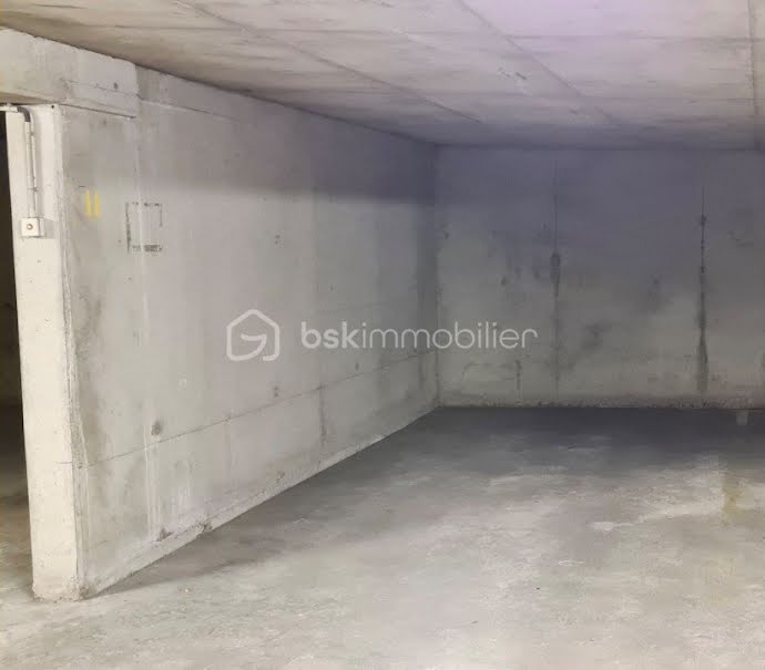 Vente parking   à Orleans (45000), 14 000 €