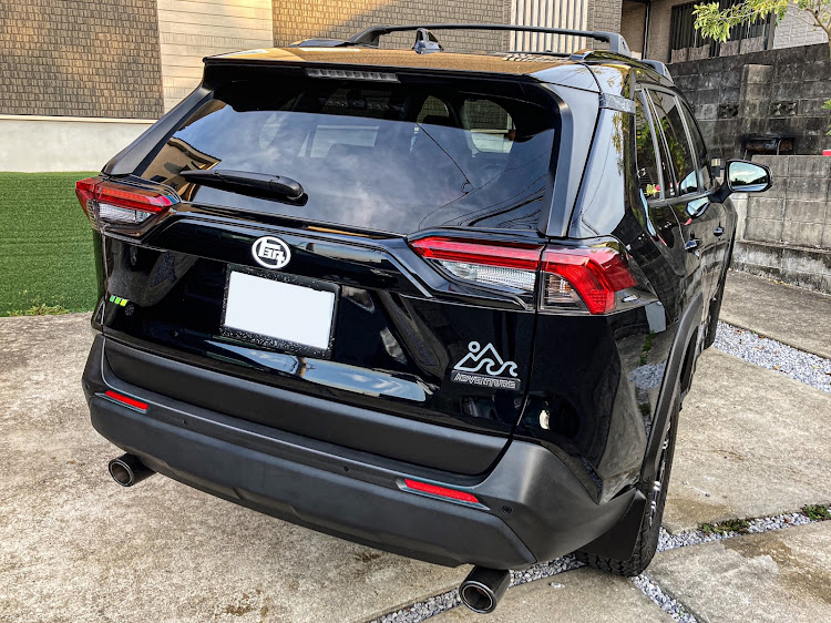 RAV4のステッカーチューン・なみべんちゃー・rav4adventure・洗車に関するカスタム事例の投稿画像2枚目