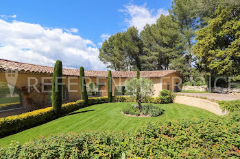 villa à Mougins (06)