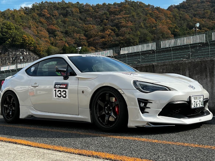 86のサーキット走行・走行会・86BRZ・86BRZオーナーさんと繋がりたいに関するカスタム事例の投稿画像1枚目