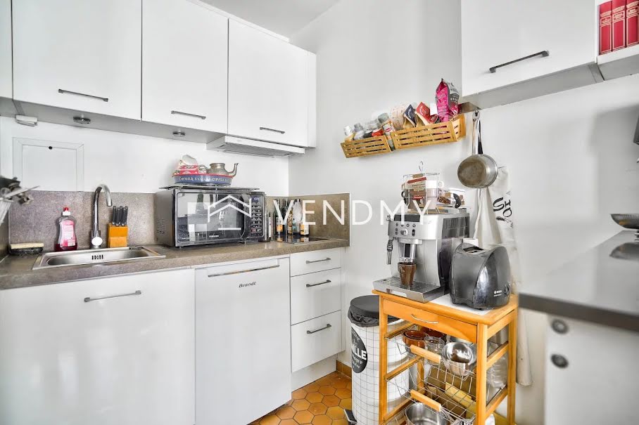 Vente appartement 2 pièces 40 m² à Paris 18ème (75018), 389 000 €