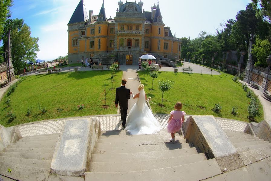 Wedding photographer Vitaliy Vdovin (massanderos). Photo of 30 May 2016