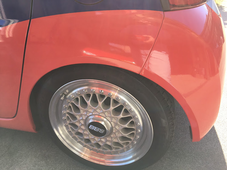 エッセの洗車・車高調整に関するカスタム事例の投稿画像2枚目