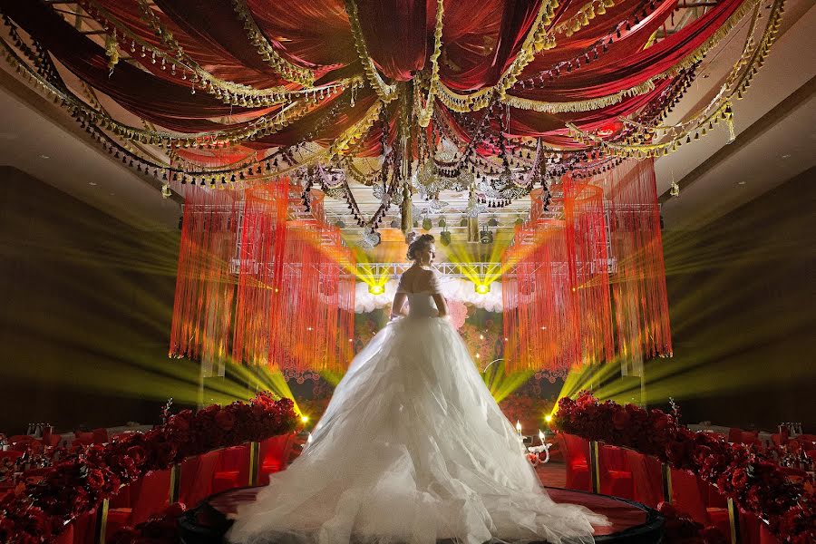 Fotógrafo de casamento Zhicheng Xiao (xiaovision). Foto de 7 de fevereiro 2018