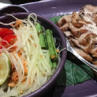 NARA Thai Cuisine 泰式料理(中友店)