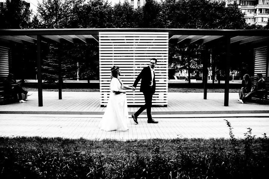 Fotógrafo de casamento Evgeniy Mart (evgenimart). Foto de 4 de outubro 2019