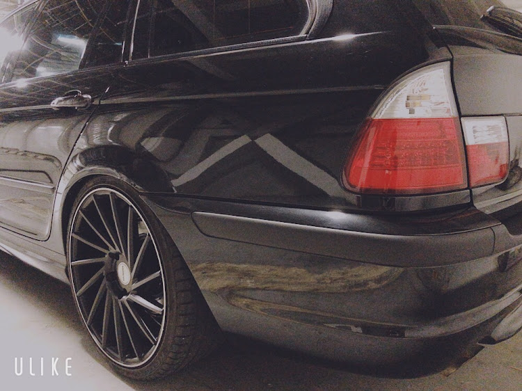 3シリーズ ツーリングのE46・BMW3シリーズ・bmw・ステーションワゴン・325iに関するカスタム事例の投稿画像3枚目