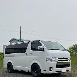 ハイエースバン KDH206V