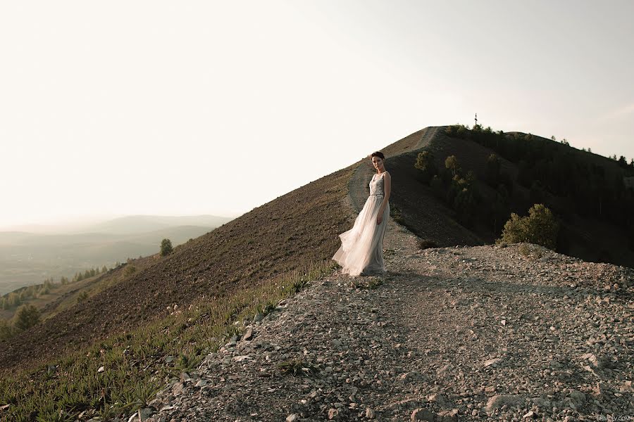 Fotografo di matrimoni Aleksandr Ufimcev (profoto74). Foto del 8 luglio 2018