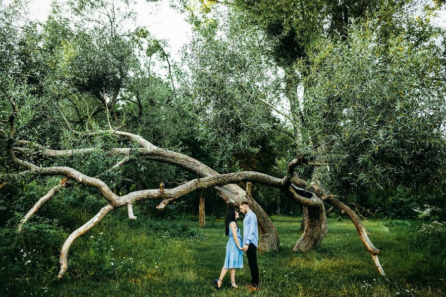 Fotógrafo de casamento Alexander Shunevich (alexshunevich). Foto de 16 de agosto 2017