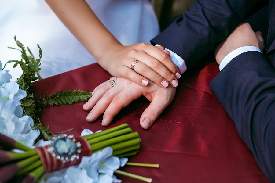 Fotógrafo de casamento Anastasiya Telina (telina). Foto de 8 de agosto 2018