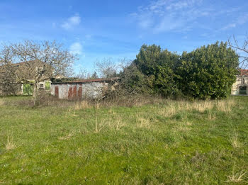 terrain à Fontenay-le-Comte (85)