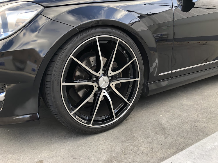 Cクラス セダンのいちFK7さんが投稿したカスタム事例の投稿画像4枚目