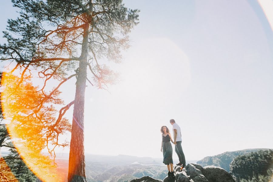 Wedding photographer Evgeniy Kachalovskiy (kachalouski). Photo of 7 September 2016