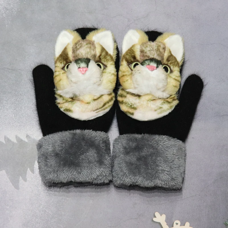 Guantes de invierno para mujer con diseño de animales de dibujos animados de felpa, suaves y cálidos para mantener tus manos protegidas y abrigadas.