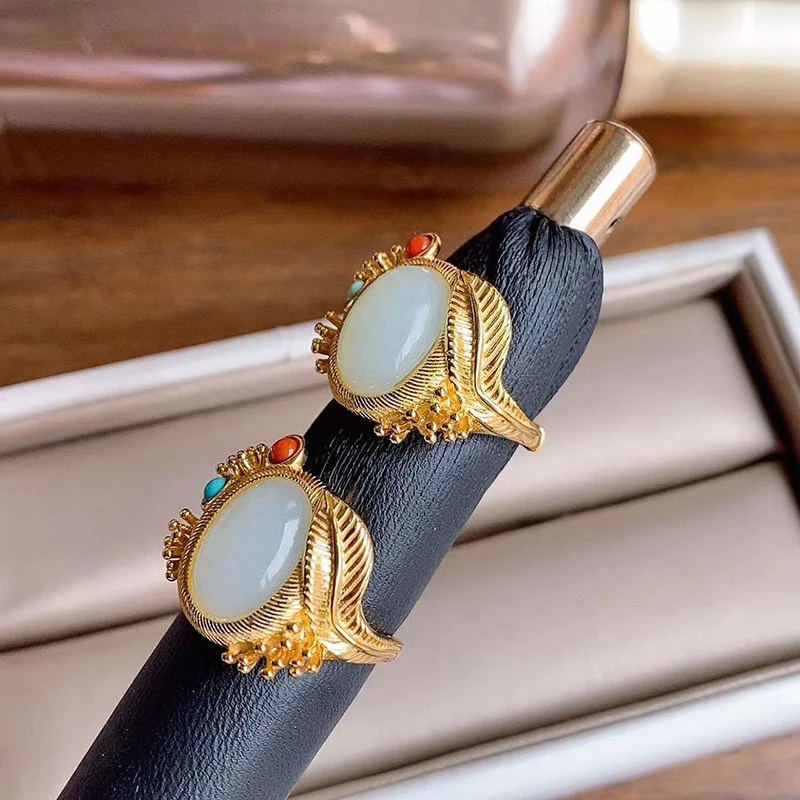 Etnische Vergulde Hetian Jade Ring
