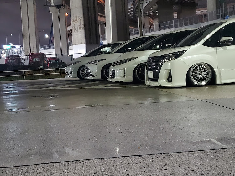 エスティマの撮影会オフ・Secretbase・エアサスコラボ✨・いつも感謝しかないですに関するカスタム事例の投稿画像2枚目
