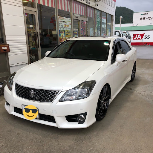 クラウンアスリート 0系 の愛車紹介 タイヤ交換 車高調整 エムズガレージ 平均燃費に関するカスタム メンテナンスの投稿画像 車のカスタム情報はcartune