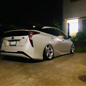 プリウス ZVW50