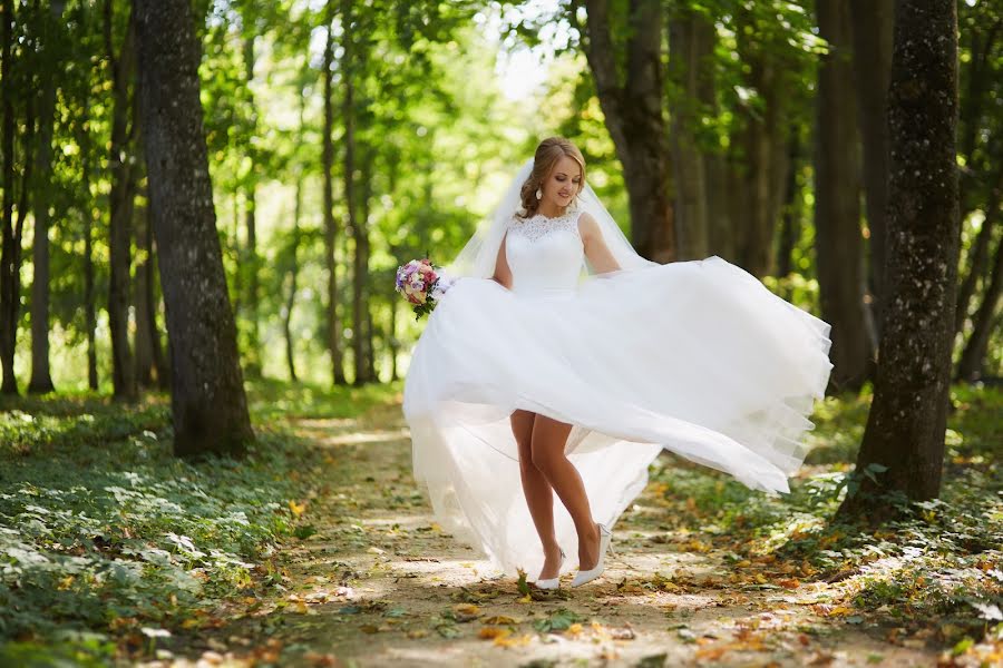 Fotógrafo de casamento Vlad Tyutkov (tutkovv). Foto de 10 de dezembro 2017