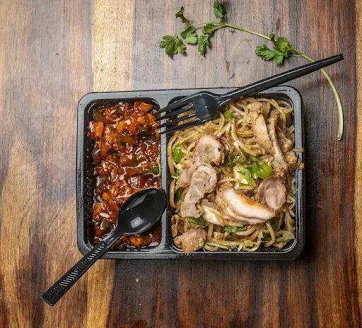 Chicken Hakka Noodles And Chicken Manchurian Gravy