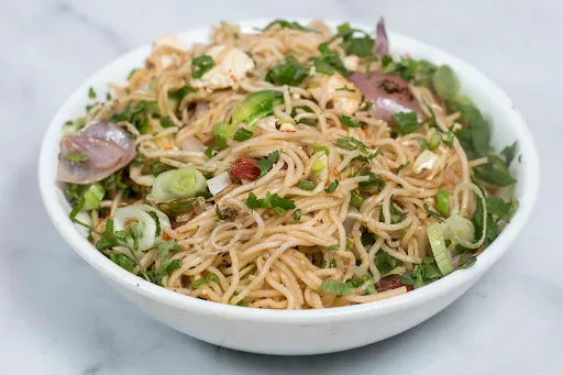 Veg Hakka Noodles