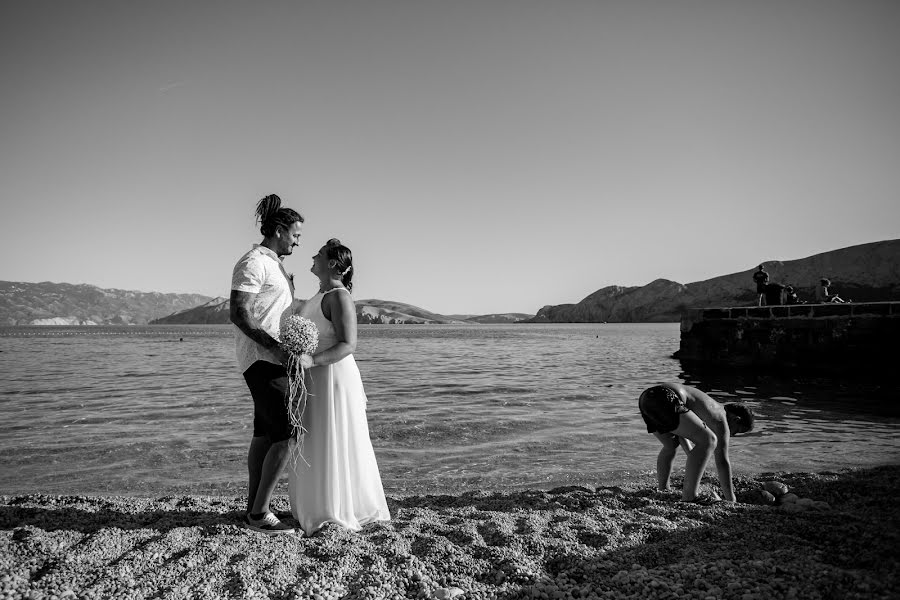 Fotógrafo de casamento Lóránt Kiss (lorantkiss). Foto de 18 de janeiro 2020