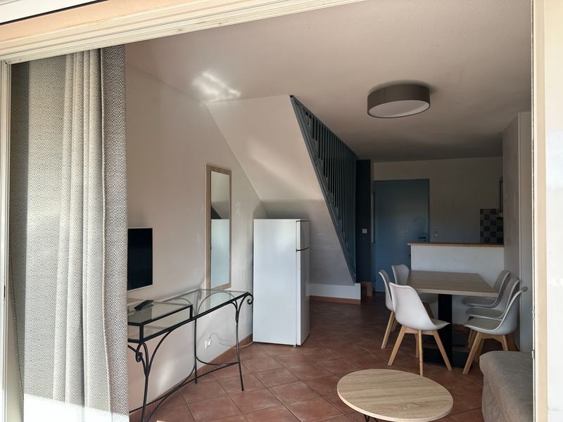 Vente duplex 3 pièces 57 m² à Gréoux-les-Bains (04800), 140 500 €