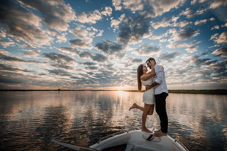 Fotografo di matrimoni Javier Acosta (javieracostaph). Foto del 7 novembre 2019