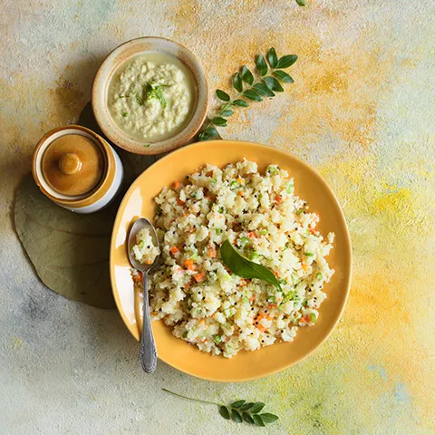 Rava Upma With Coconut Chutney