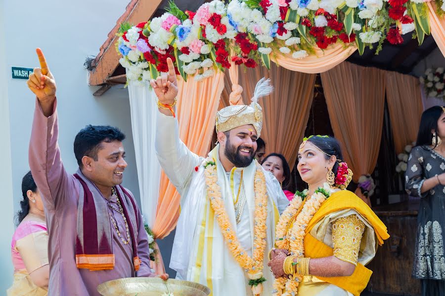 Fotógrafo de casamento Sandeep Volla (b8ec1qd). Foto de 24 de outubro 2020