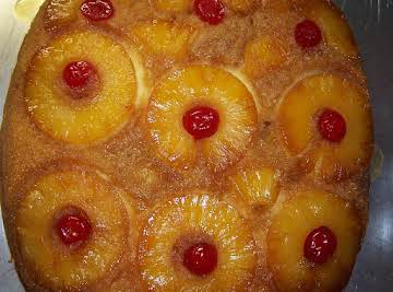 Pineapple Upside Down Cake (moms)