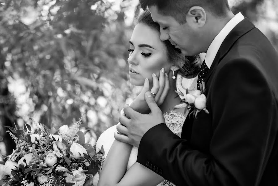 Wedding photographer Elena Timoschenko (photowedfamily). Photo of 16 August 2016