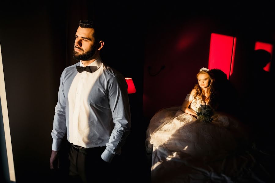 Fotógrafo de casamento Sasha Lavrukhin (lavrukhin). Foto de 7 de março 2018