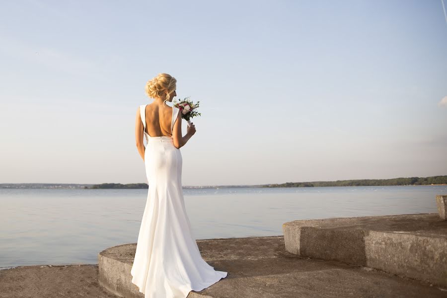 Fotógrafo de casamento Alena Kin (photokin). Foto de 30 de agosto 2017