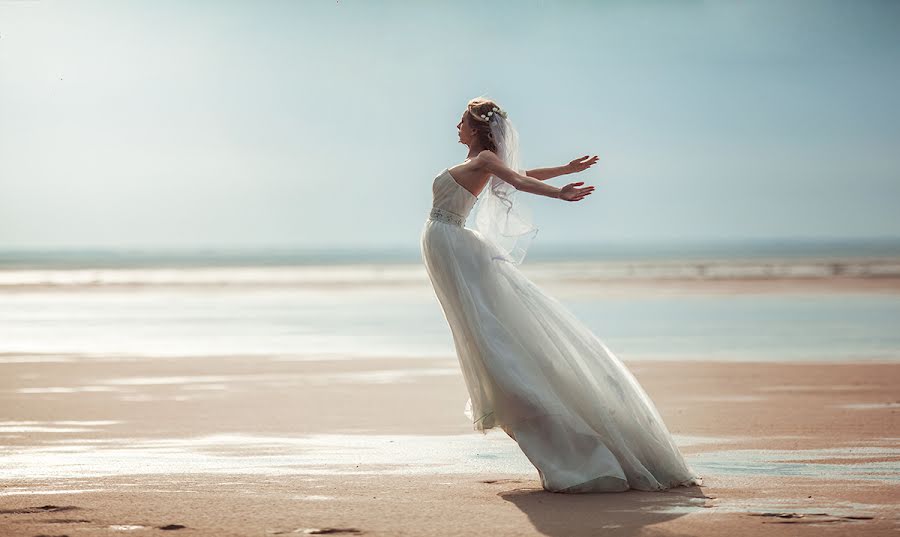 Fotógrafo de bodas Gennadiy Spiridonov (spiridonov). Foto del 12 de enero 2015