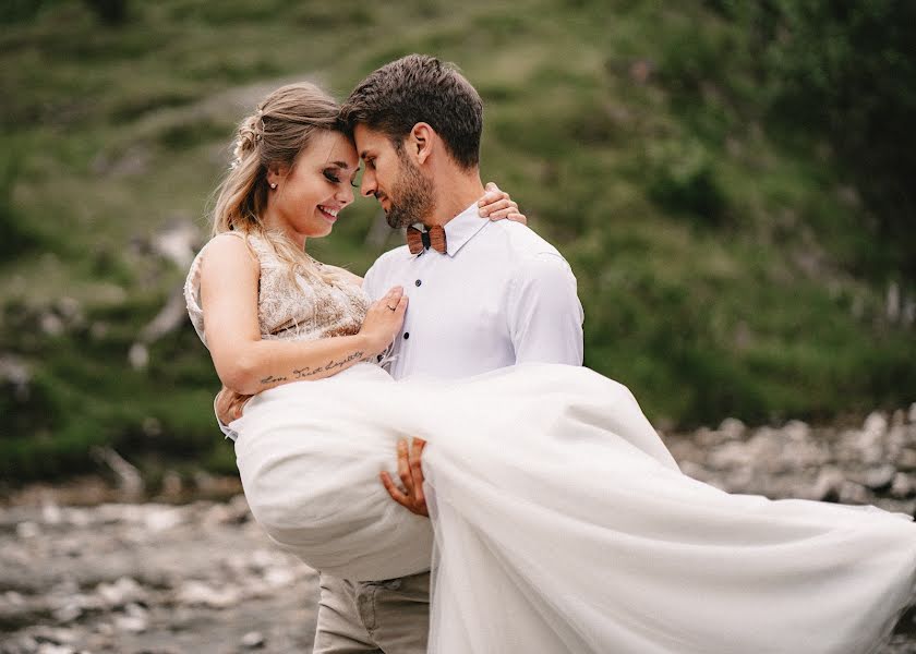 Fotograful de nuntă Alexander Mayer (alexmayer). Fotografia din 6 mai 2020