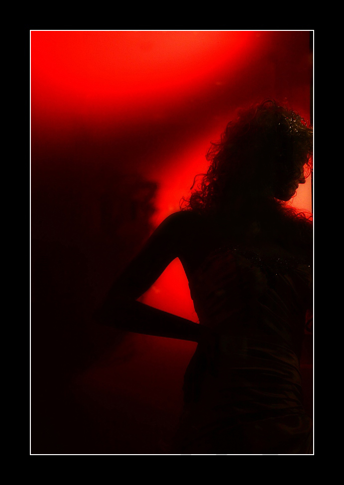 Red Woman di Giovanni Coccoli