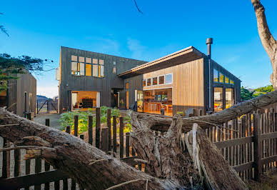 Maison avec piscine et jardin 2