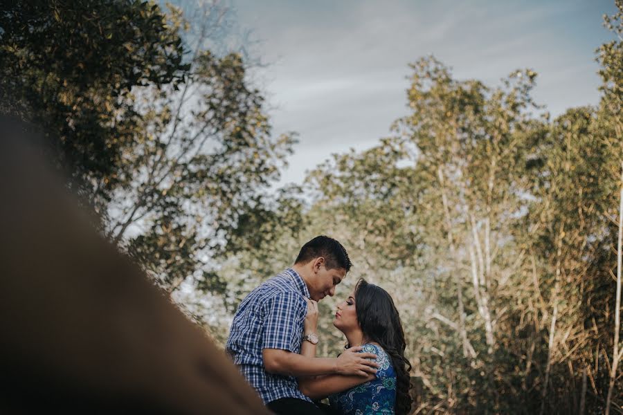 Свадебный фотограф Kevin Chavez (kevincanvas). Фотография от 14 января 2017