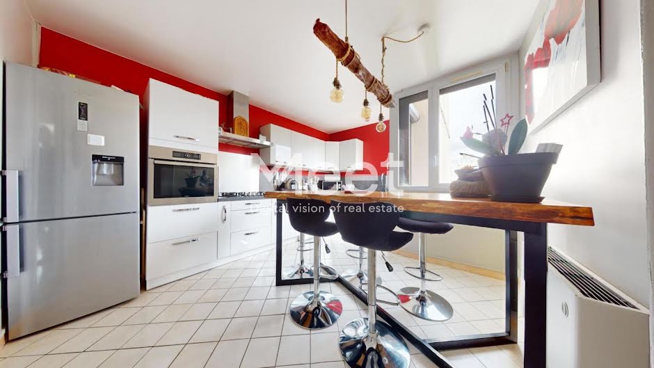 Vente appartement 3 pièces 68 m² à Elancourt (78990), 177 000 €